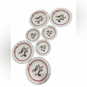 Vtg Duck and Bear Christmas Plate set